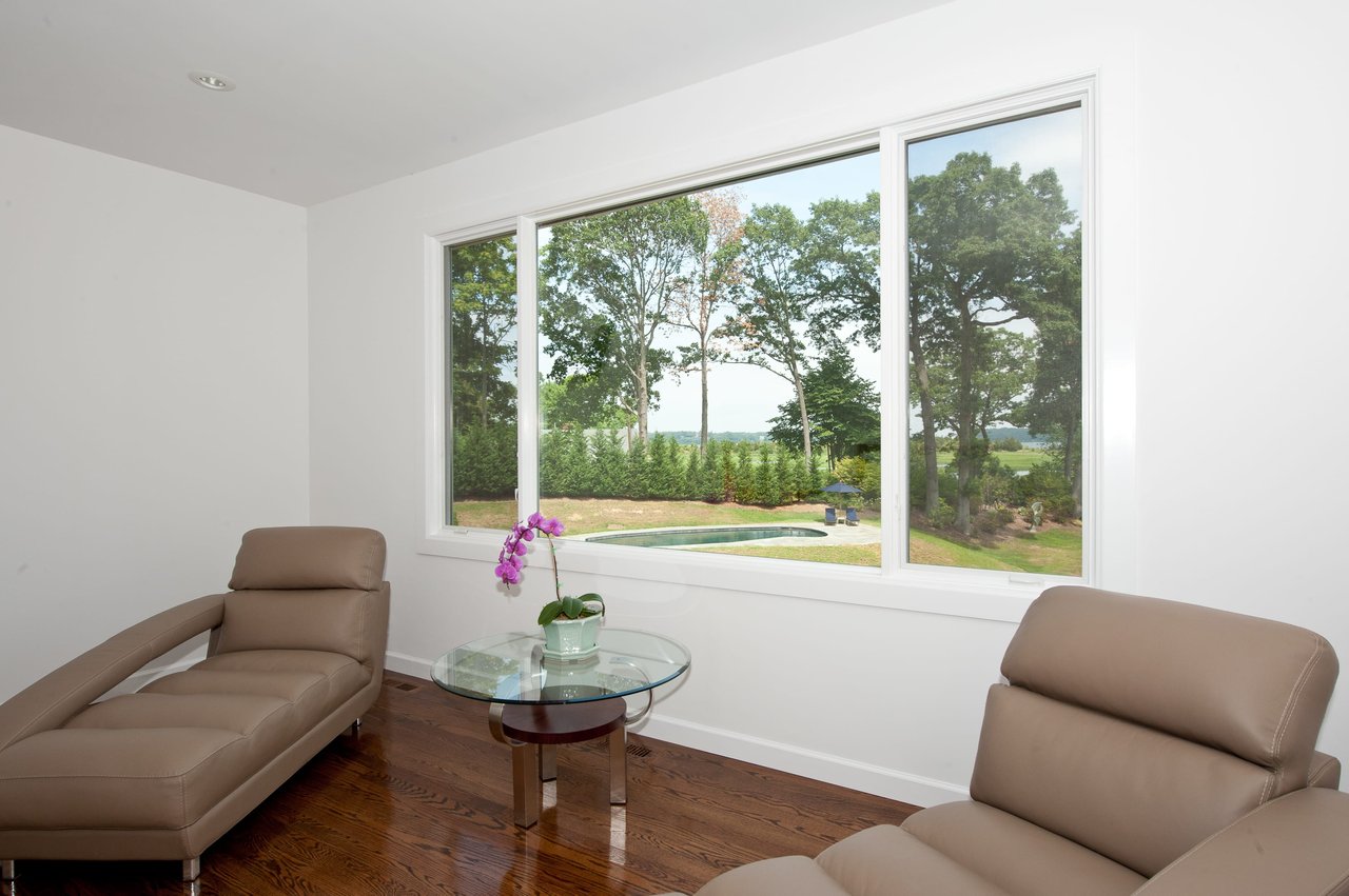 205 Centre Island Rd