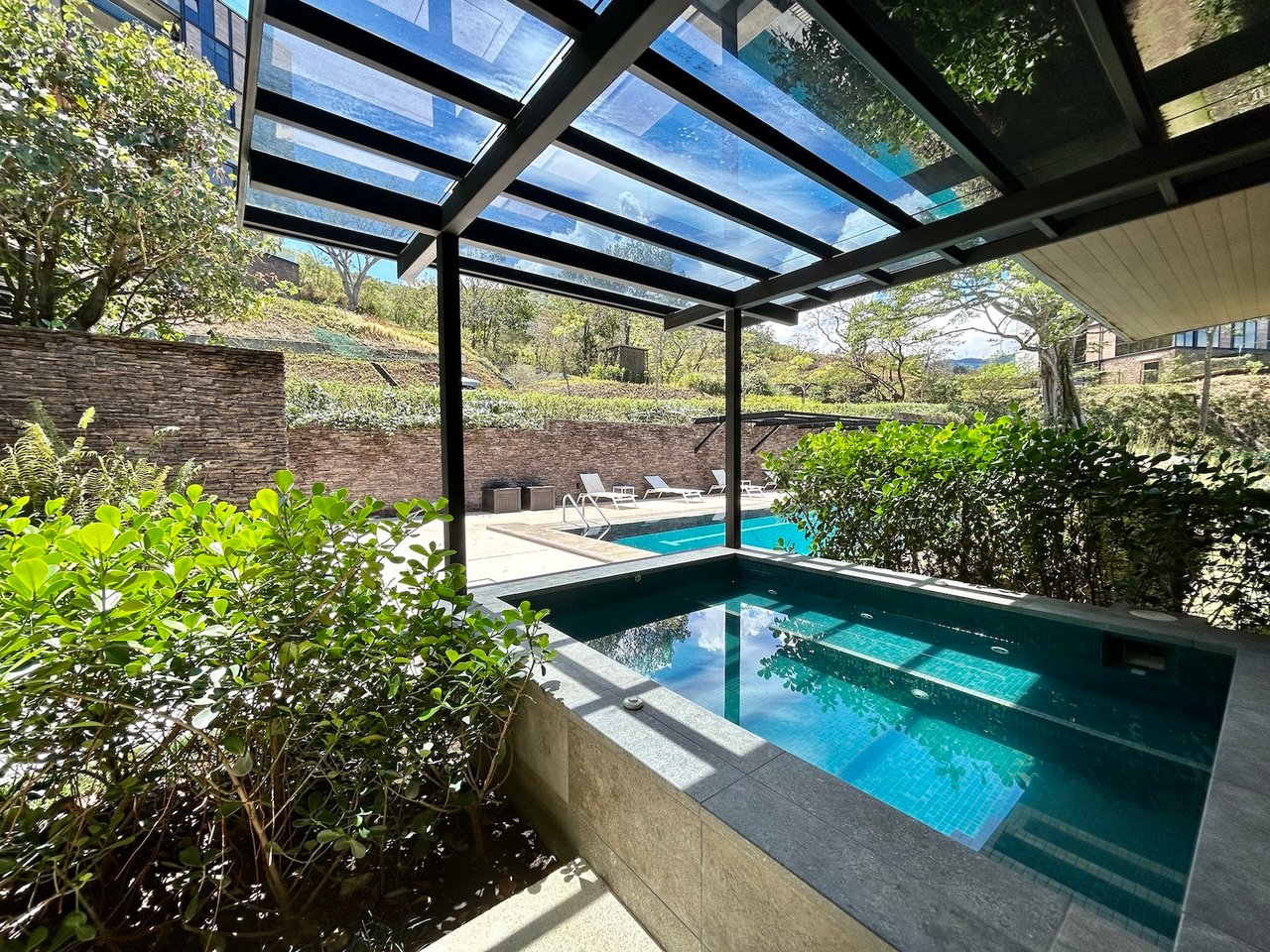 Upscale Mountain View Residence, Santa Ana, San Jose