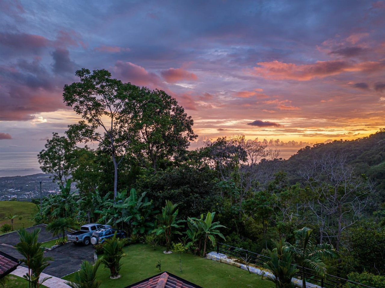 4 Villas! 2 Pools! Extraordinary Luxury Estate With Whale's Tail Views