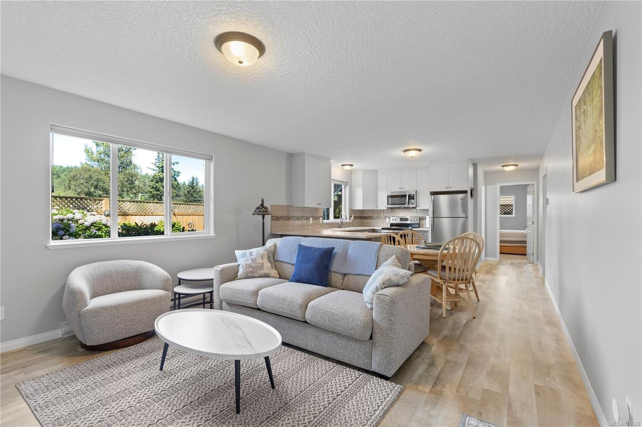 3278 Walfred Pl, Langford