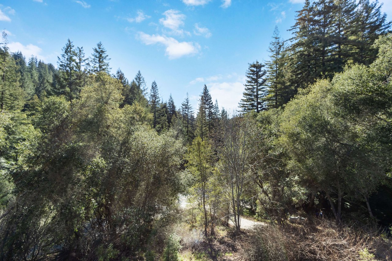 17711 Bear Creek RD