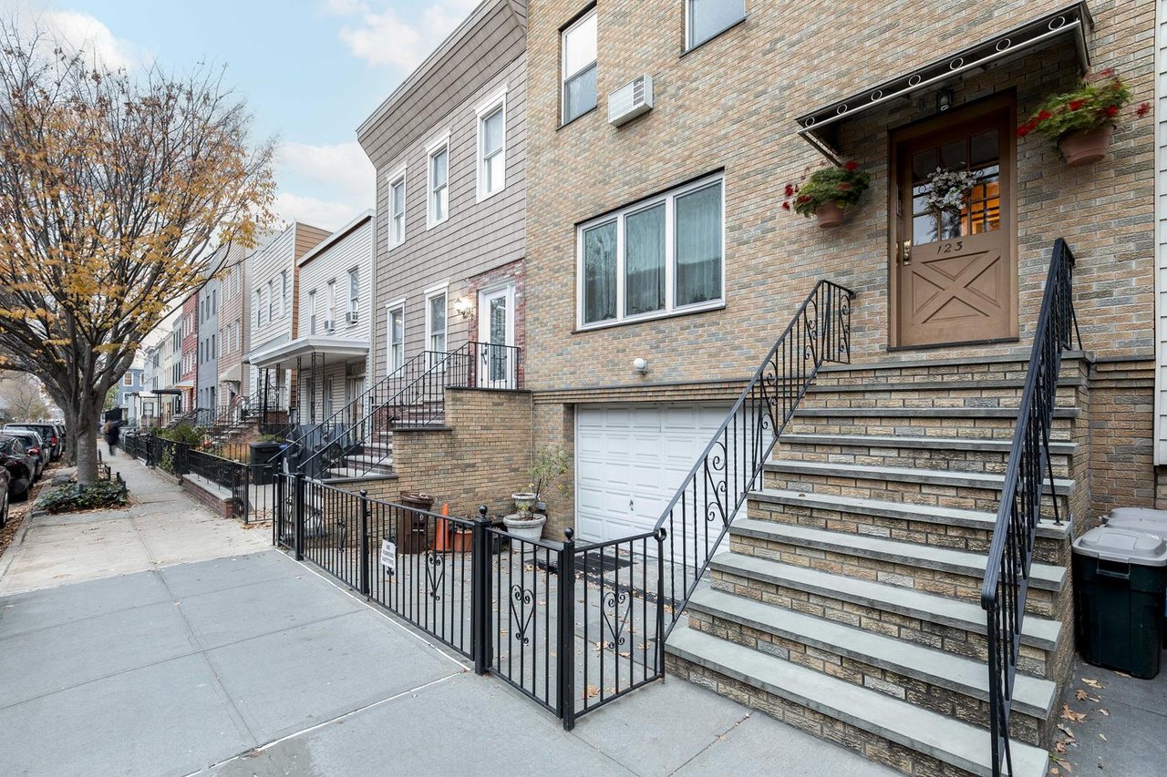 123 Oak Street, Apt 4