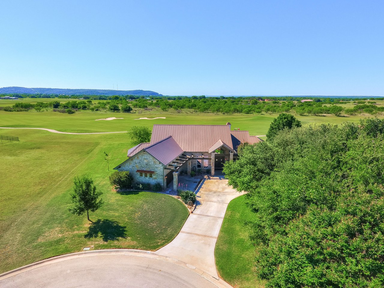 106 Meadow Bend Dr