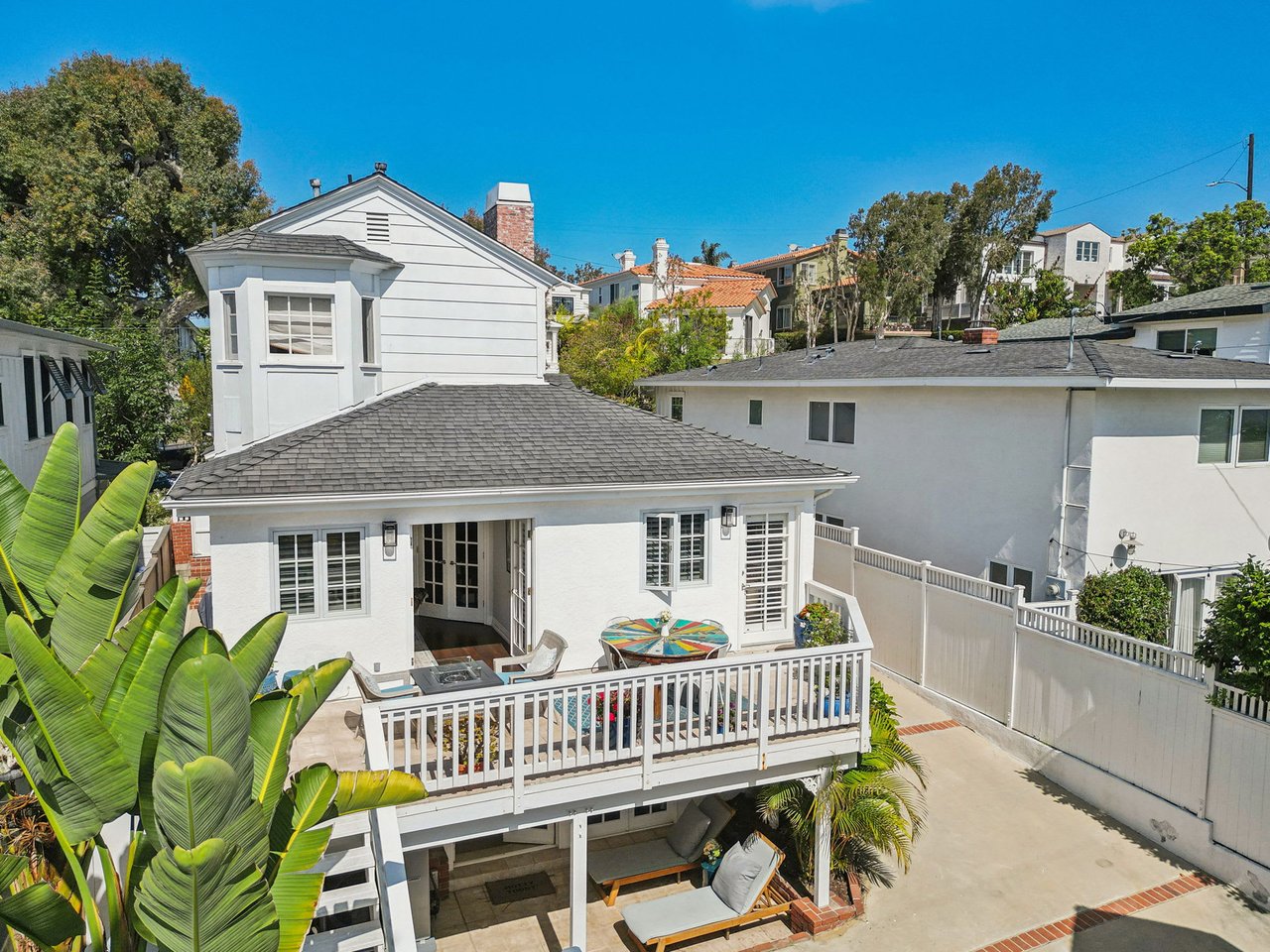 3108 N Poinsettia Avenue