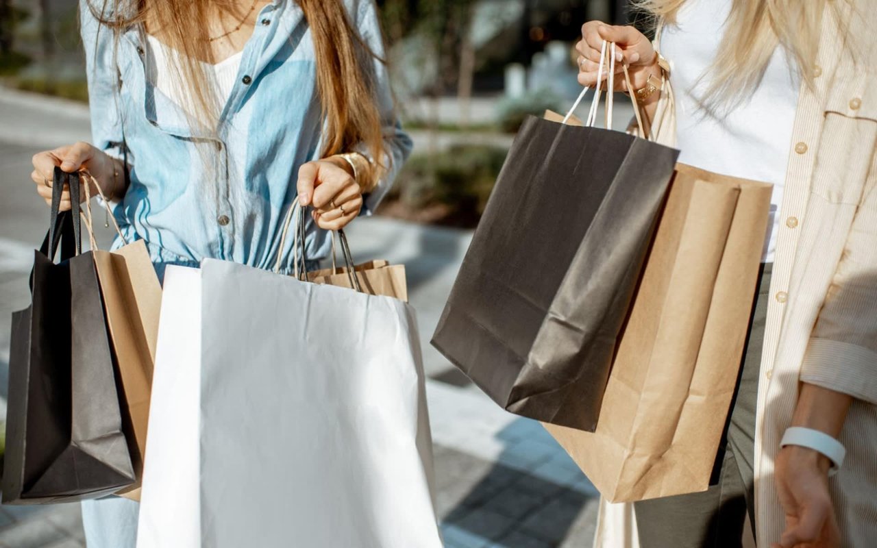 8 Best Places to Shop in Bradenton, FL cover