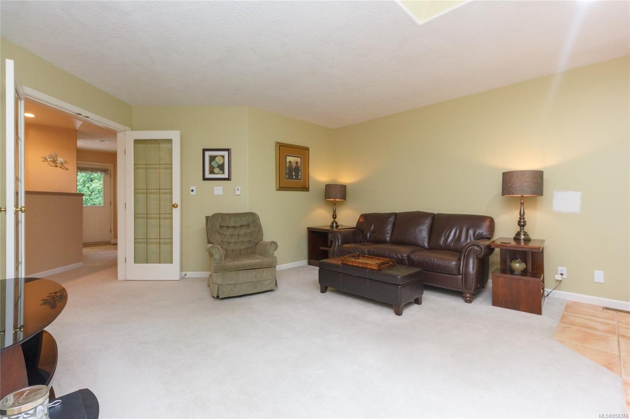 764 Piedmont Dr