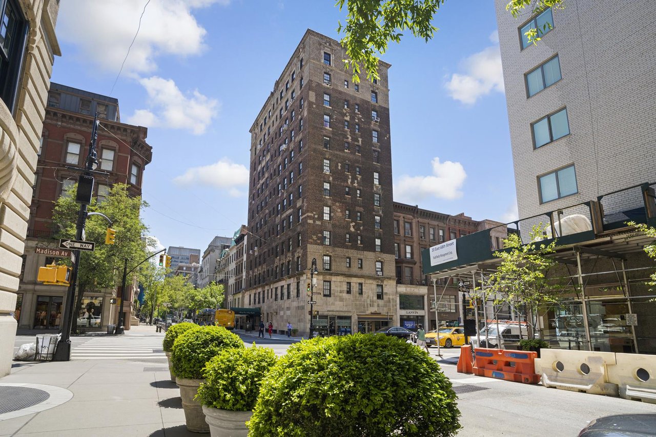 30 East 68th Street, Apt 7-A