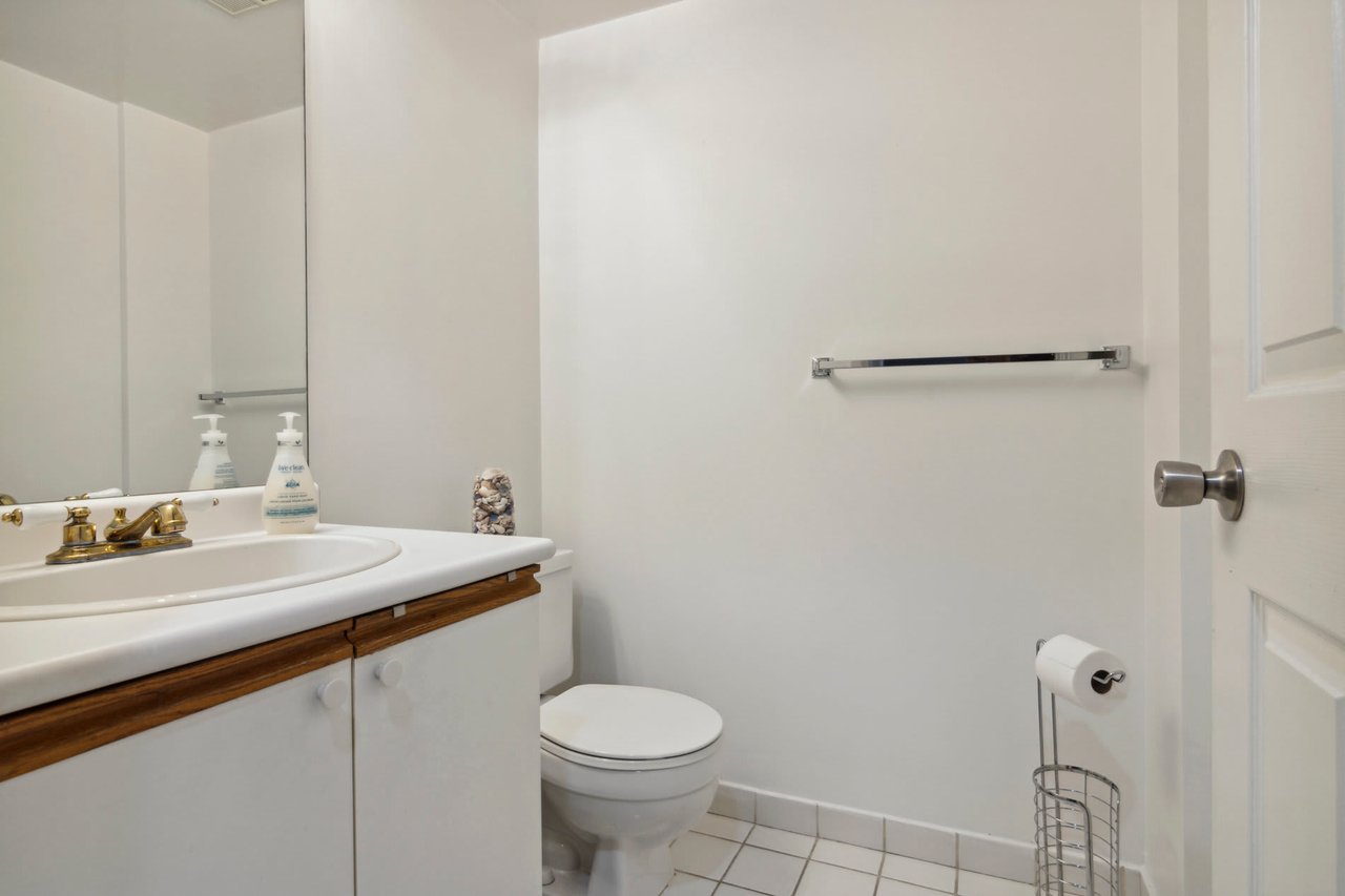 309 Major Mackenzie Drive East #217