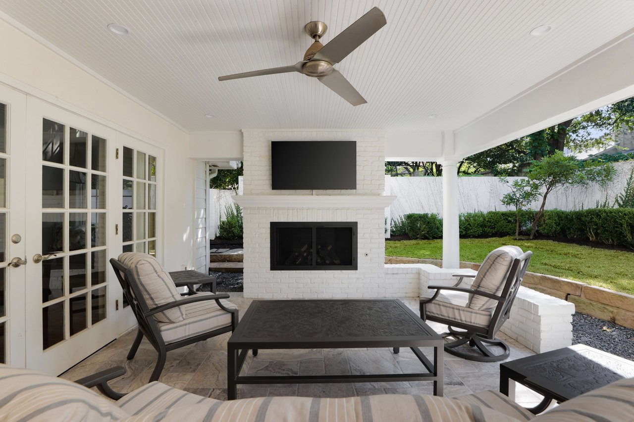 2518 Wooldridge Drive 