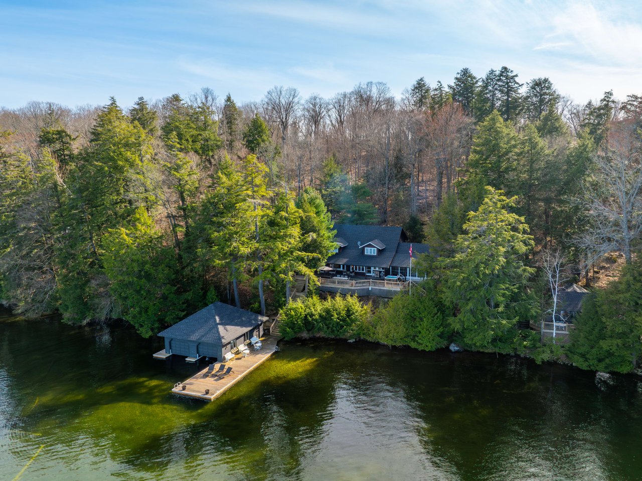 Foots Bay Cottage Lake Joseph