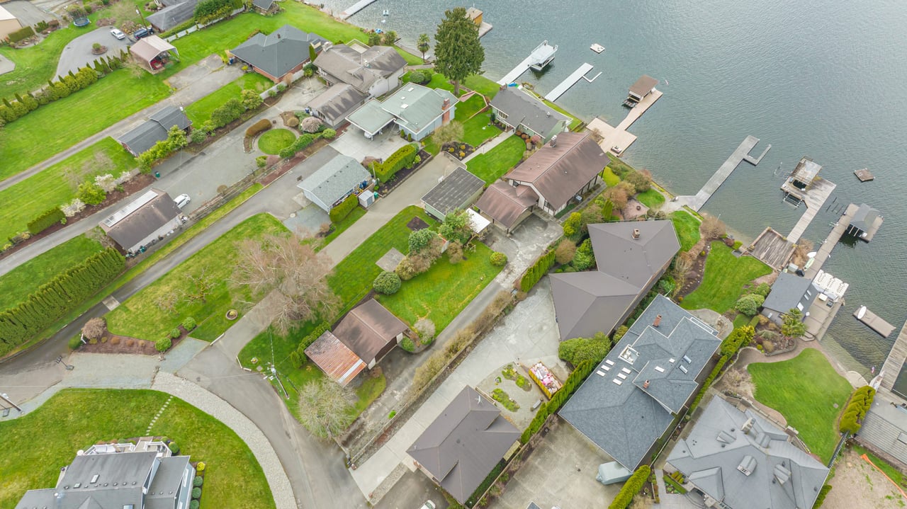 The Lake Stevens Waterfront Estate