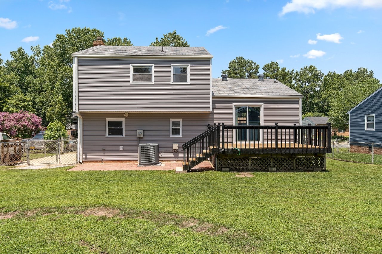 211 Carlstone Drive