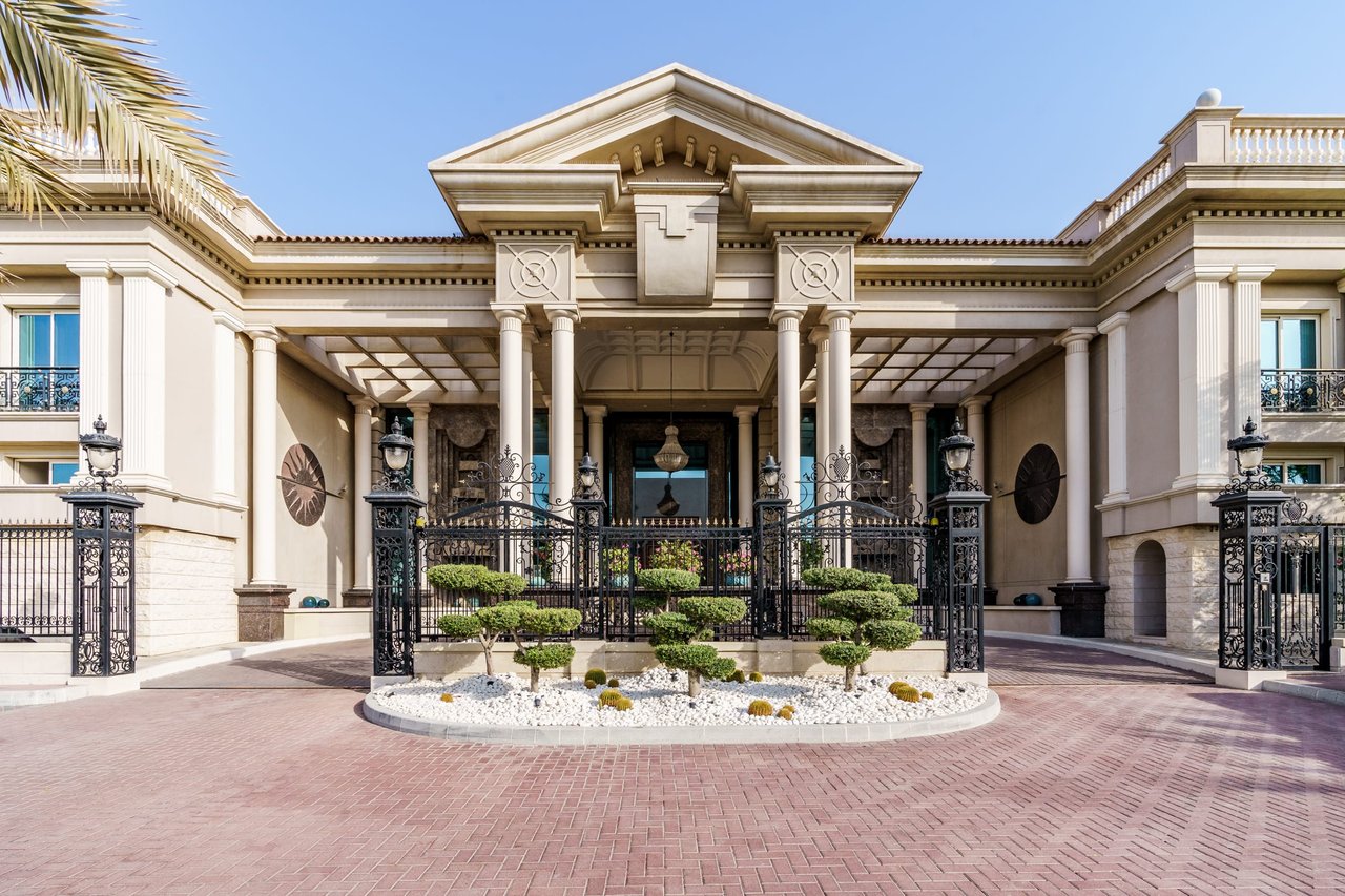 Al Manara Mansion