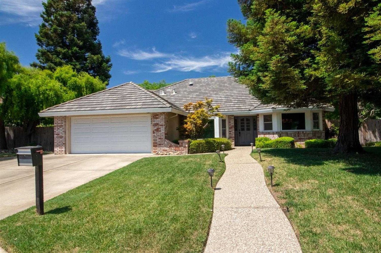 7846 Rush River Drive