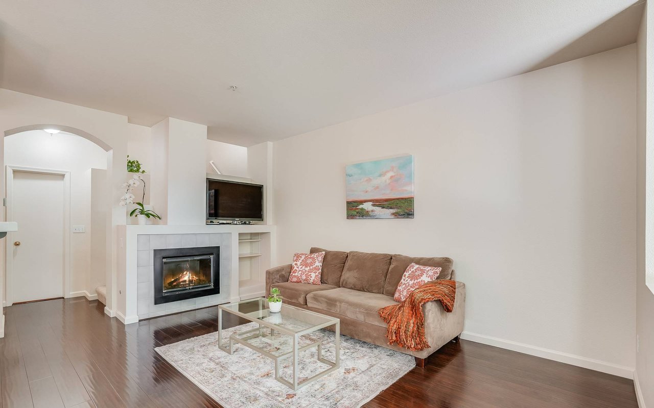 3354 Midtown Pl
