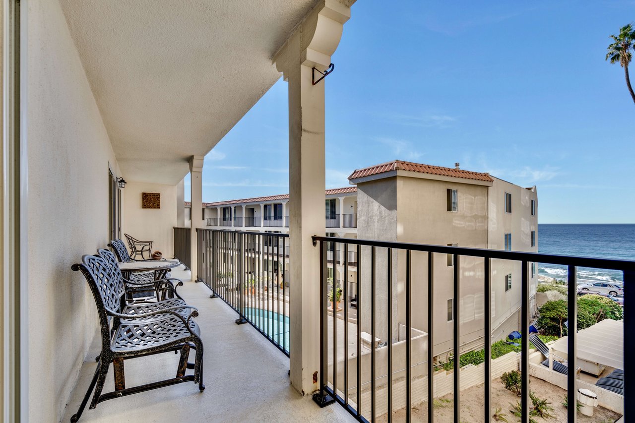 909 Coast Blvd #8 Sold!