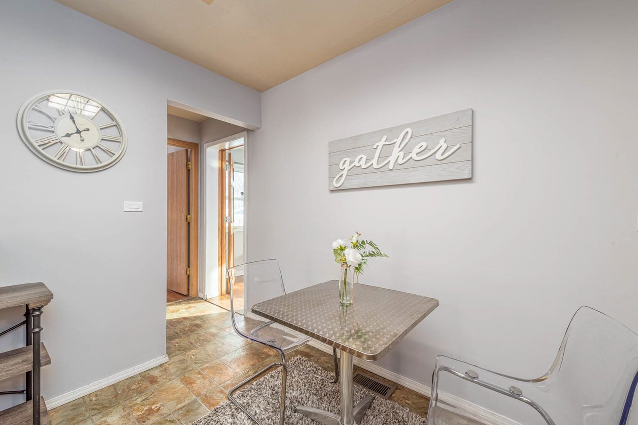 295 Glendale Ln 