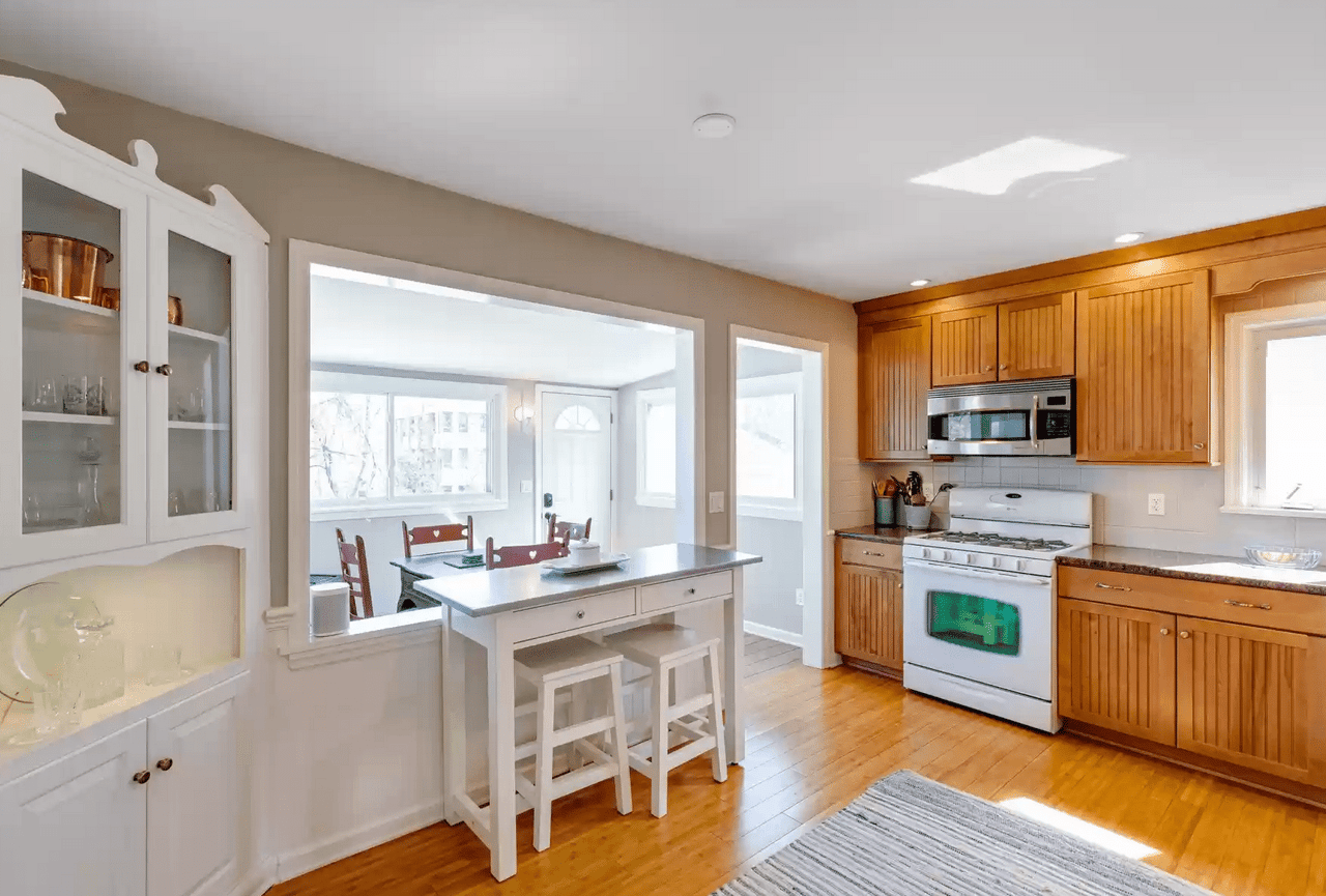 14 University Ave Chatham