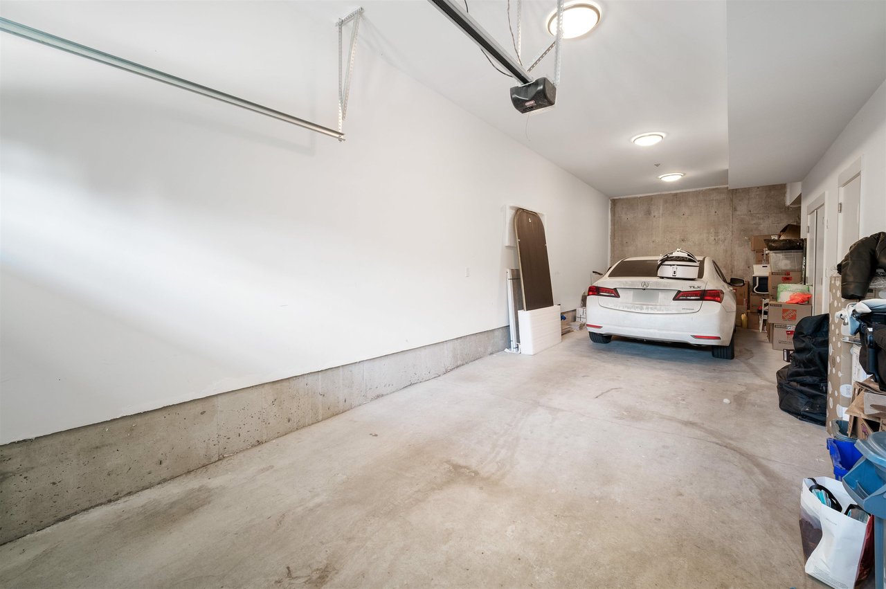 6-22810 113 Ave