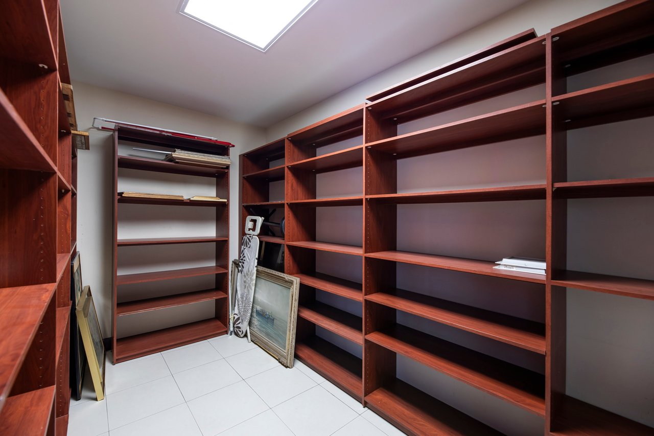 Premier Panoramic City View Penthouse, Escazu, San Jose