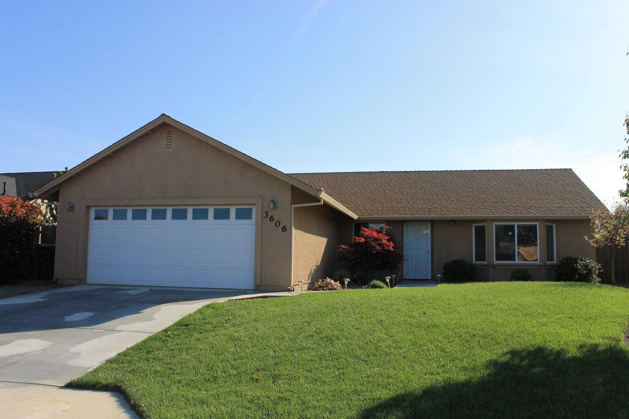 3606 Portola Way