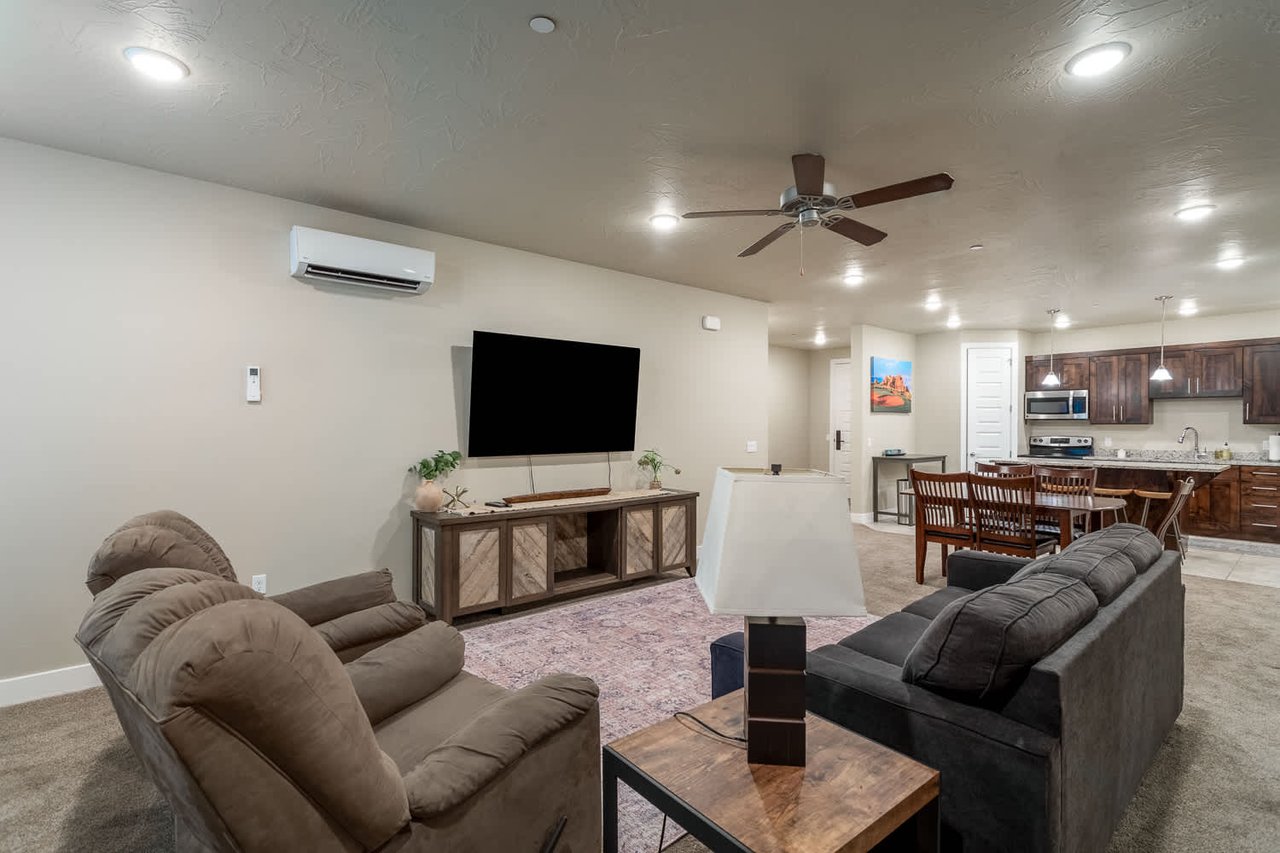 5228 N Villas Dr #4-102