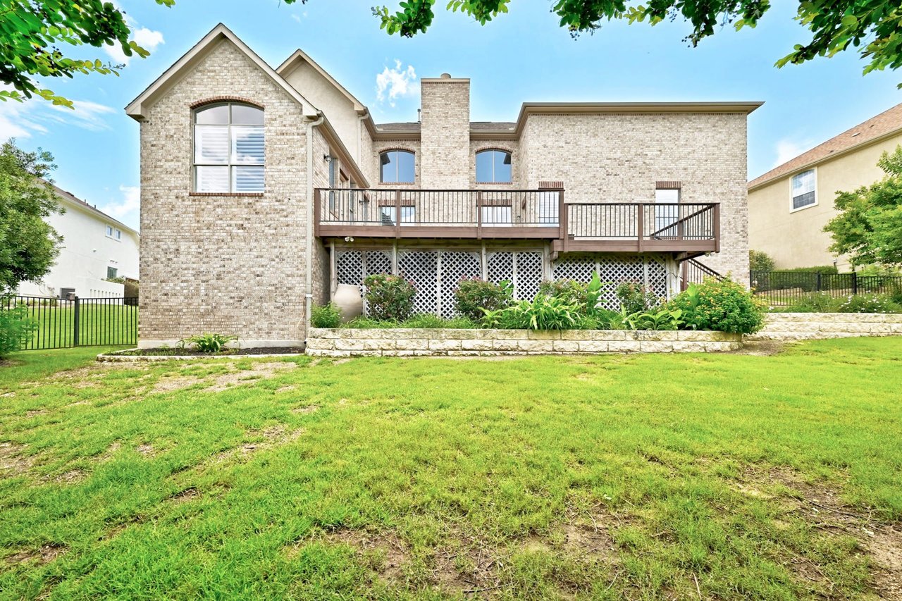 Stunning 5-Bedroom Luxury Home with Breathtaking Hill Country Views in Gated Community! | Short Walk to Lake Travis H.S. | Resort-style Amenities