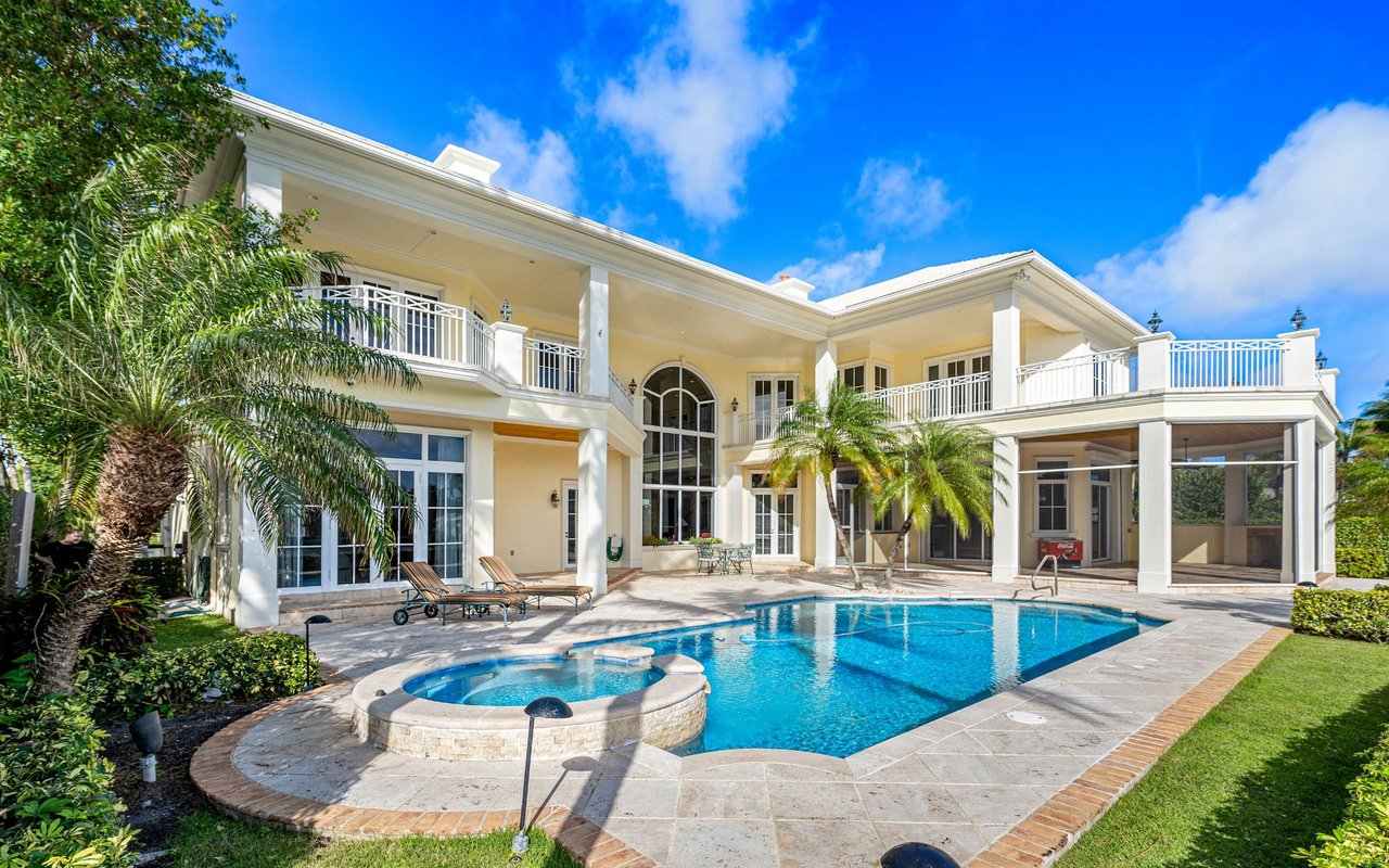 219 Palm Trl