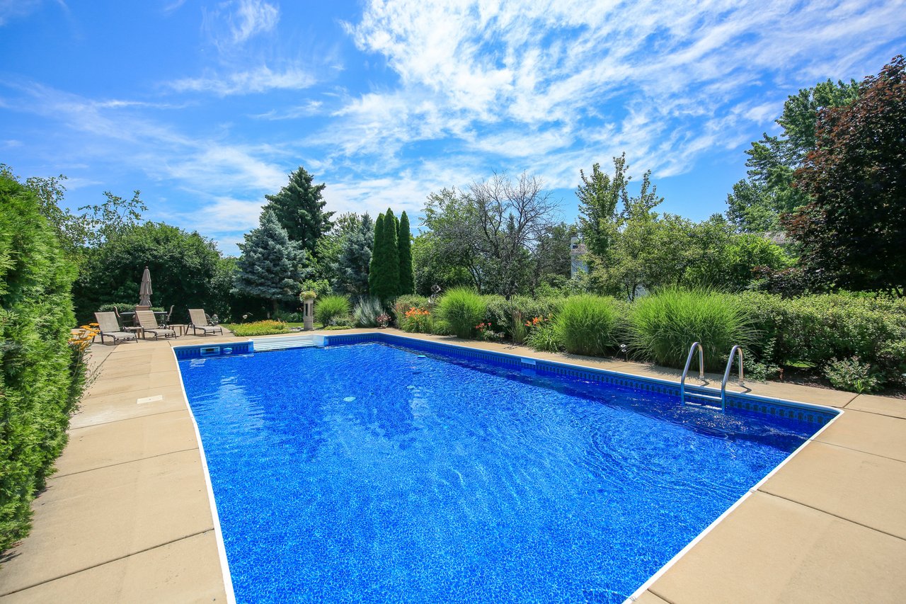 Beautifully Appointed Home Perfect For Entertaining
