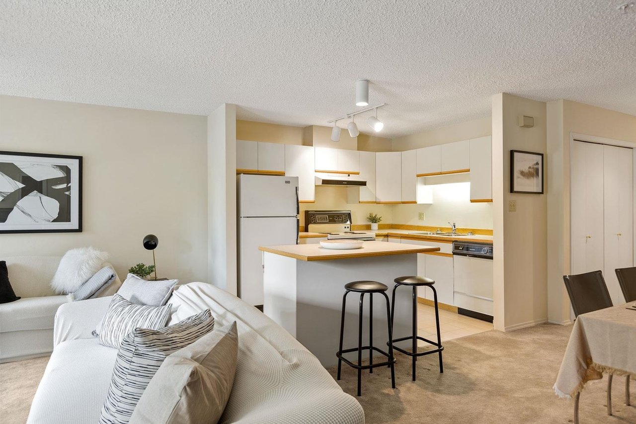 18-4725 Spearhead Drive, Whistler