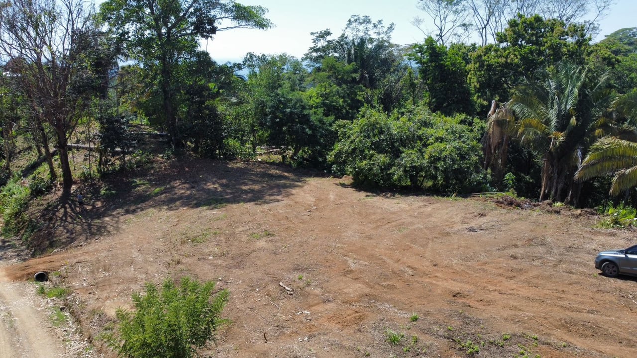 Your Dream Coastal Retreat Awaits: Prime Investment Opportunity in Playa Hermosa, Bahía Ballena