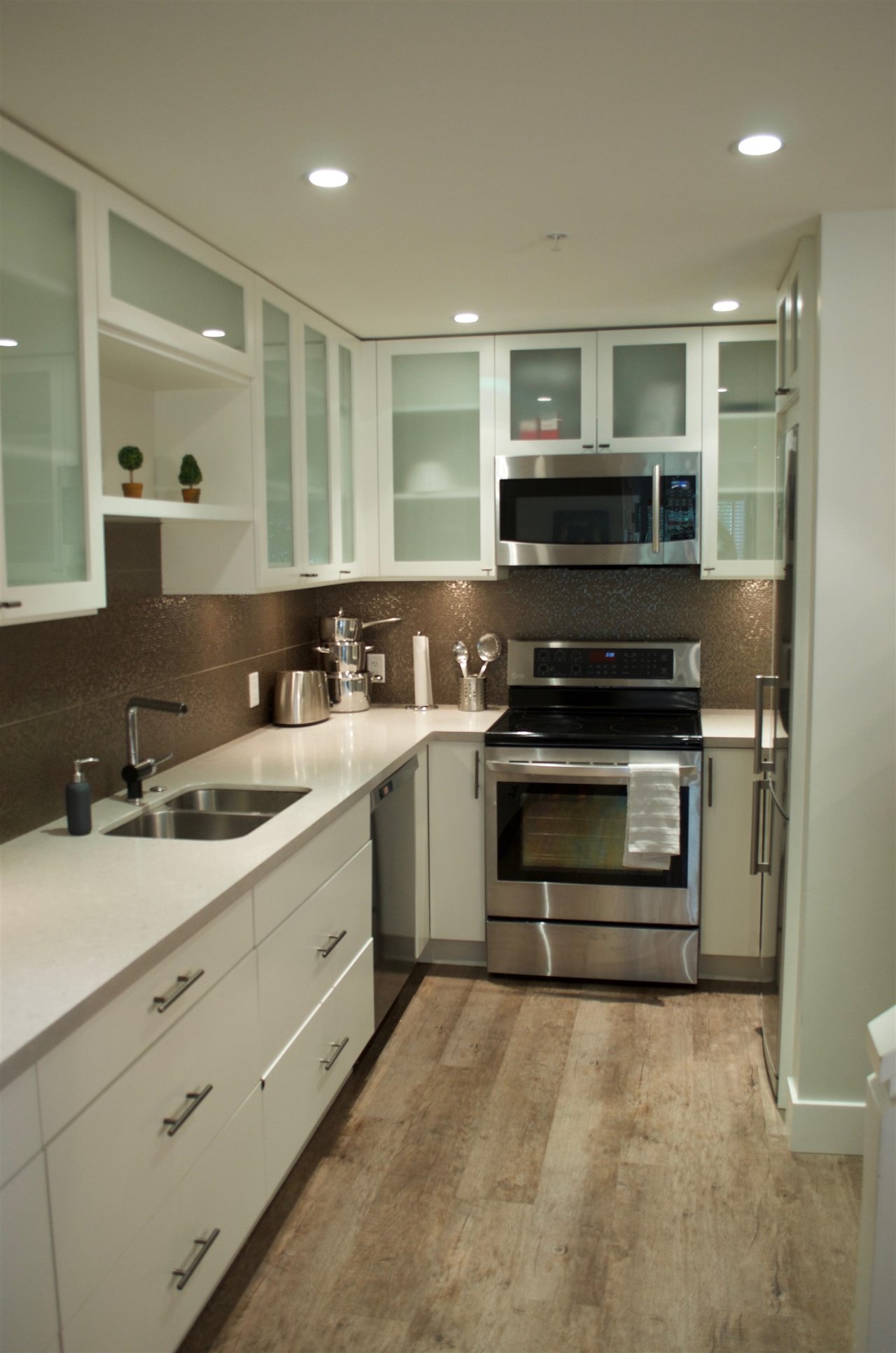 27-4637 Blackcomb Wy