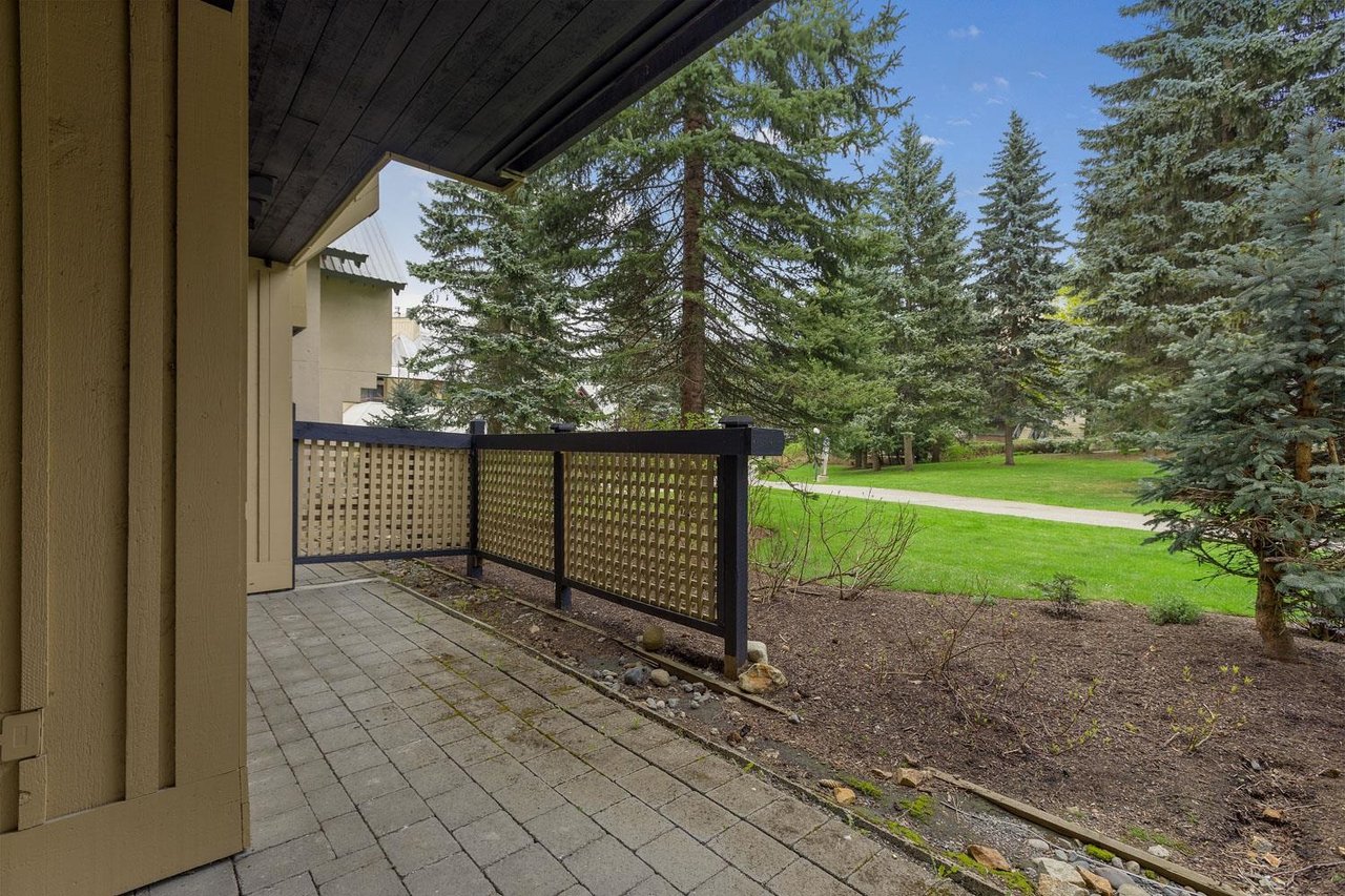 18-4725 Spearhead Drive, Whistler