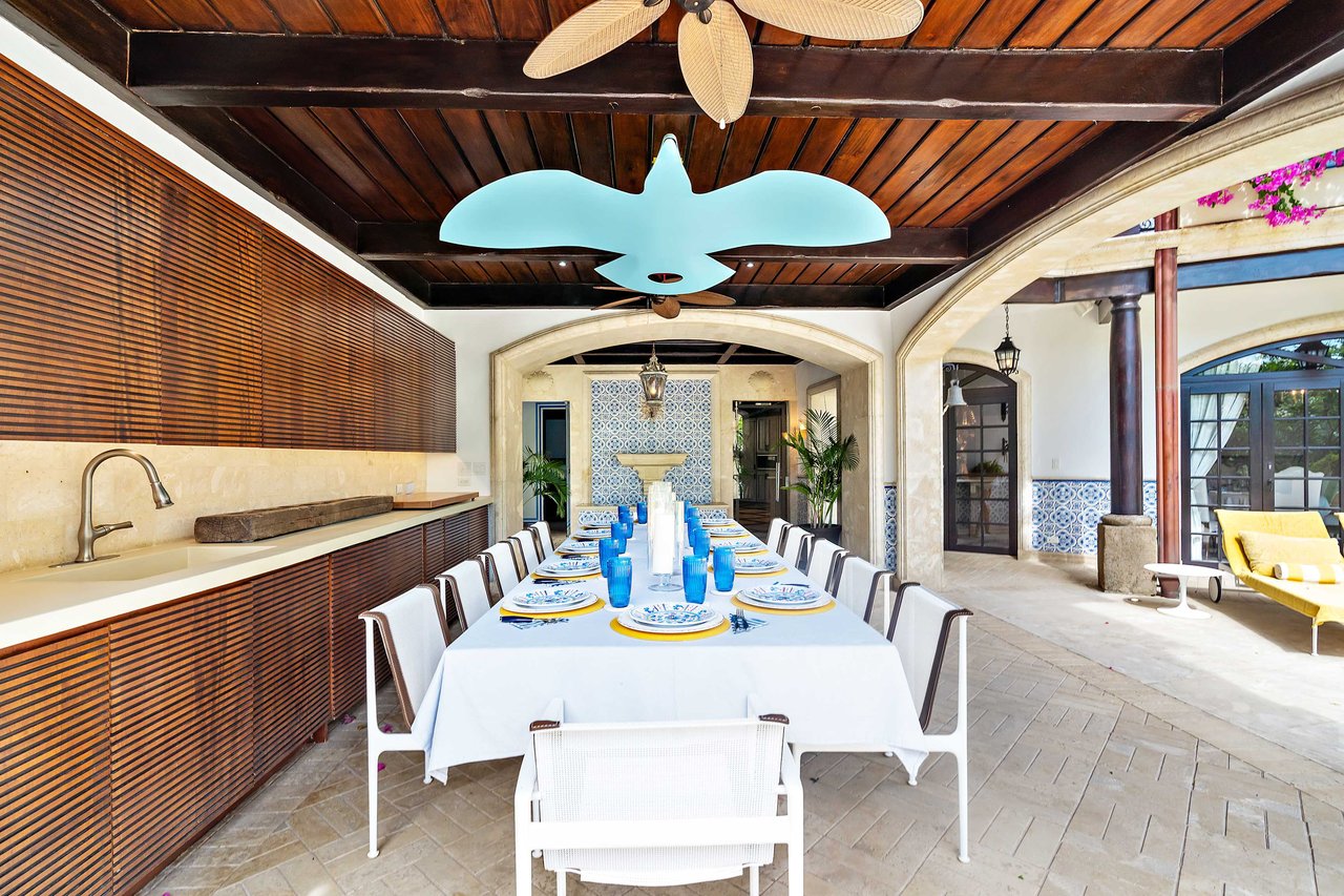 27 Cartagena | Unique Luxury Beachfront Home
