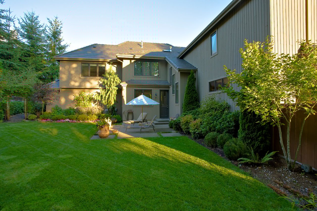 5546 171st Ave SE