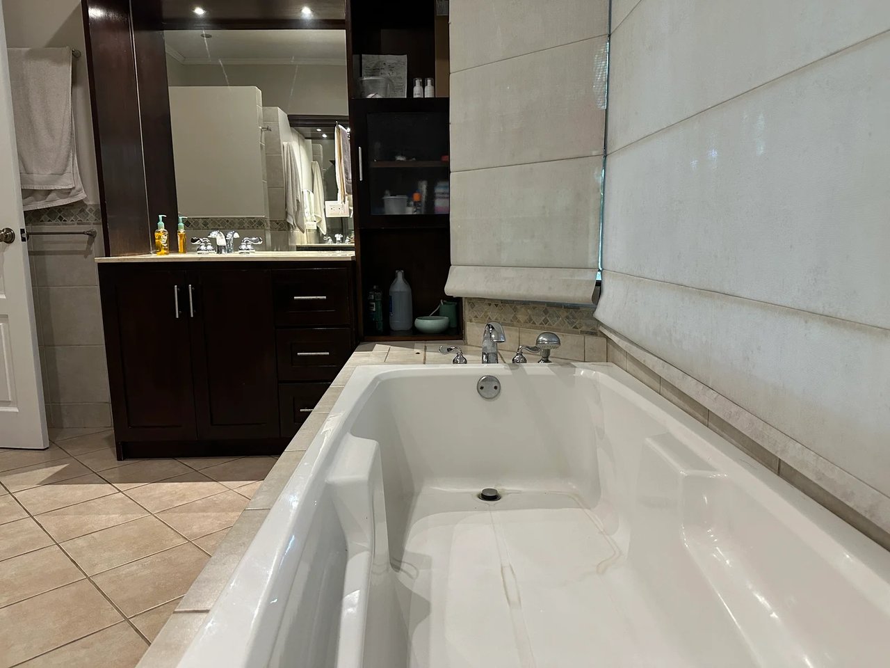 Single Level Golf Residence, Santa Ana, San Jose