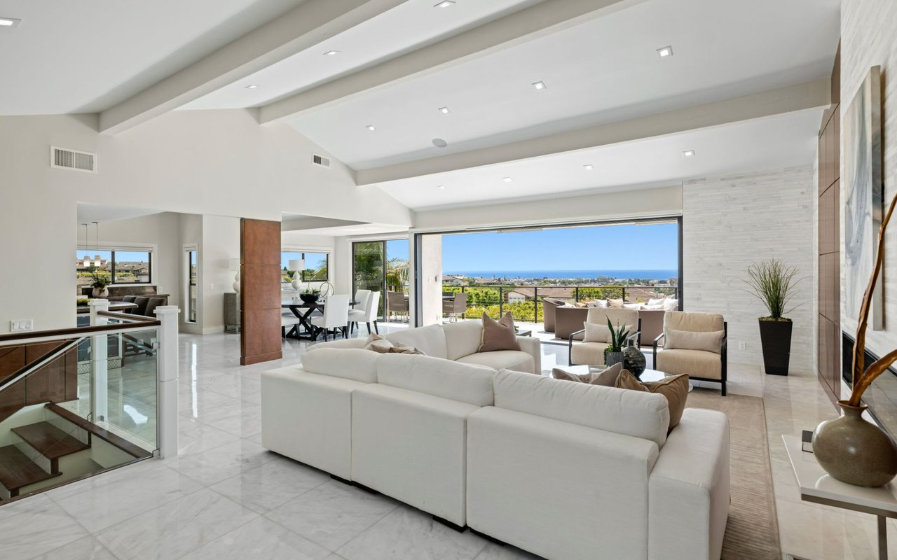 28 Skysail Drive