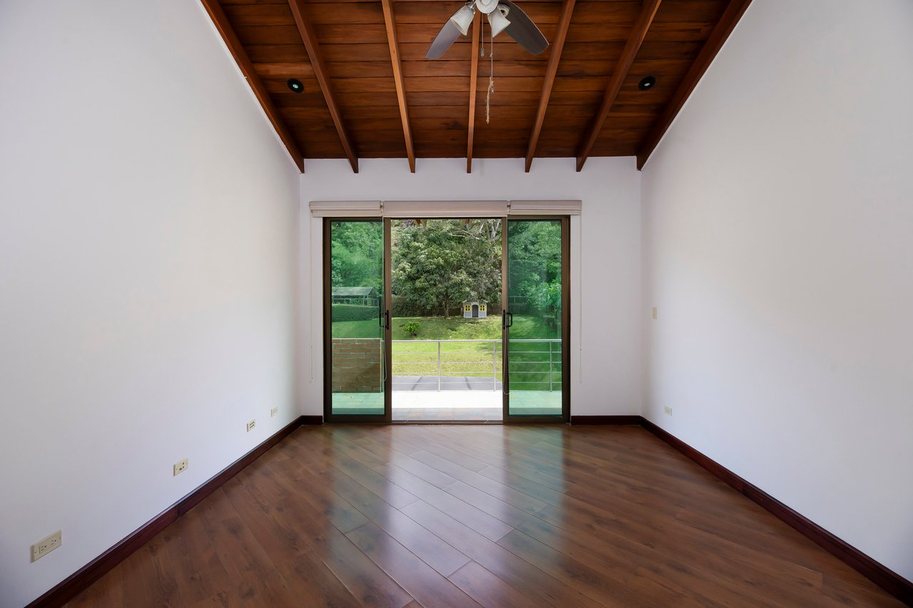 Terrace View Colonial Home, Escazu, San Jose