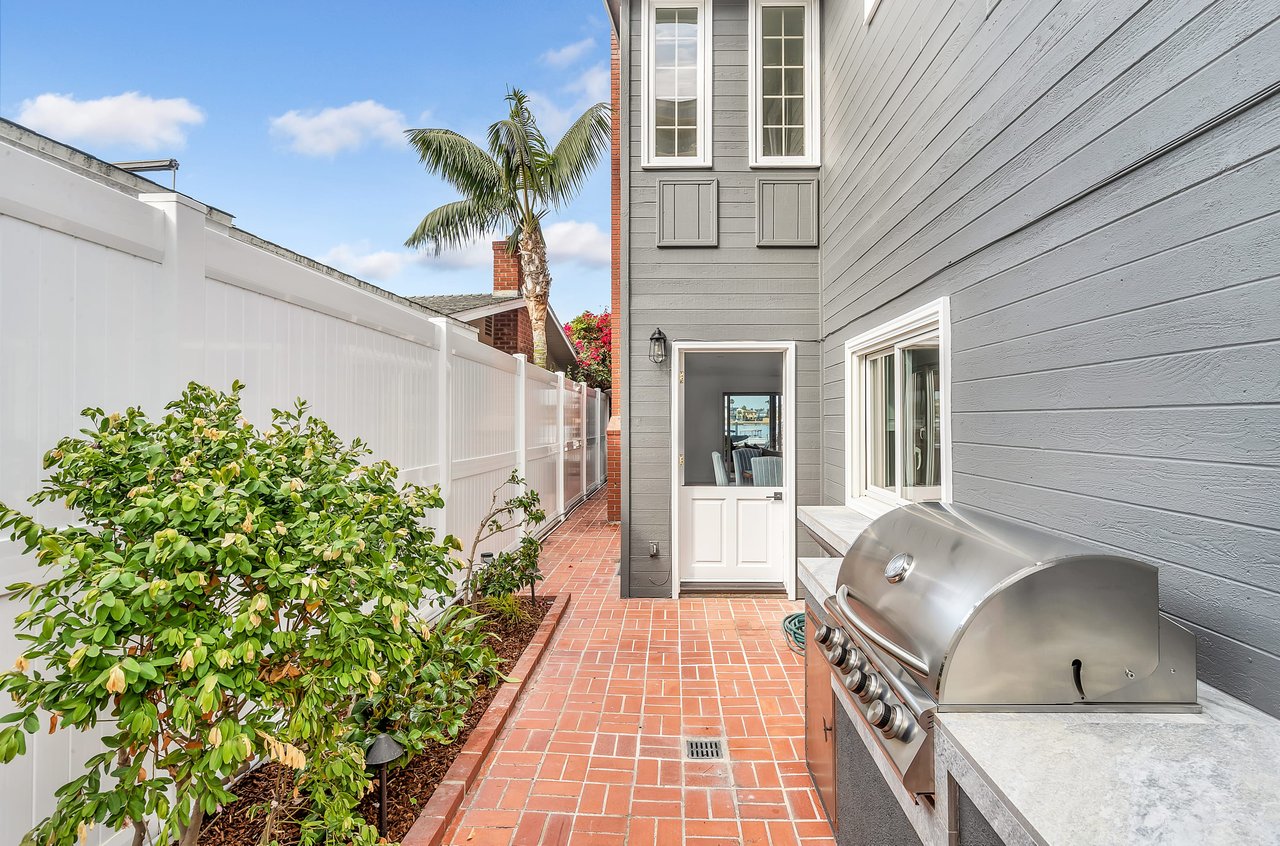 2307 Bayside Drive