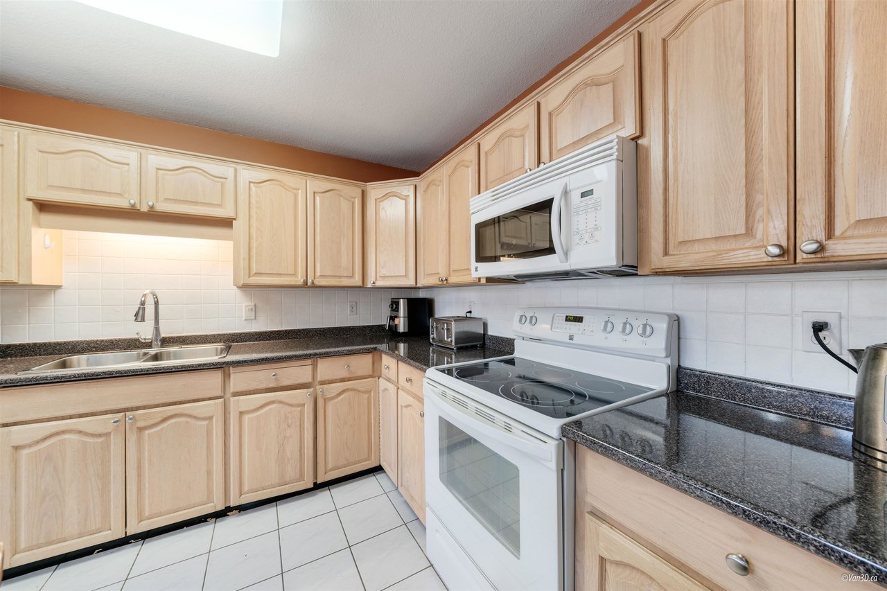 304-455 Bromley St