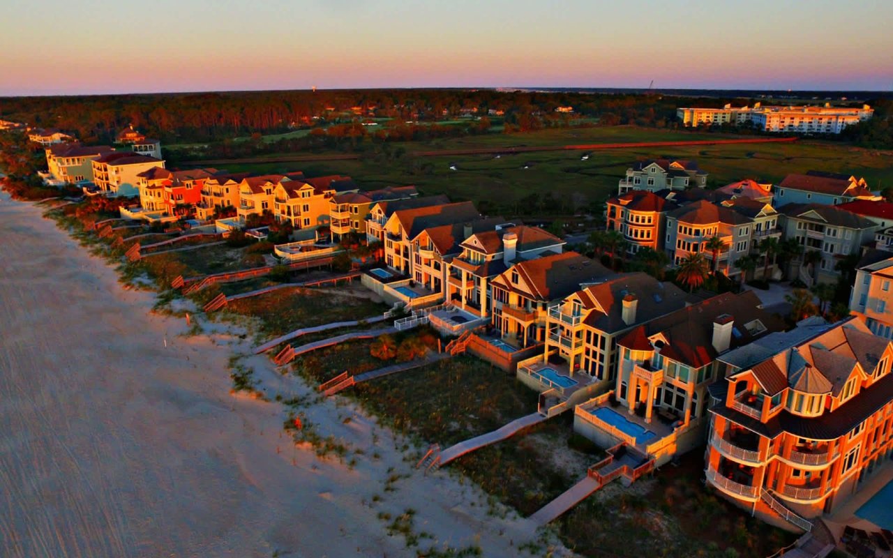 Search Sarasota Area Waterfront Homes and Condos