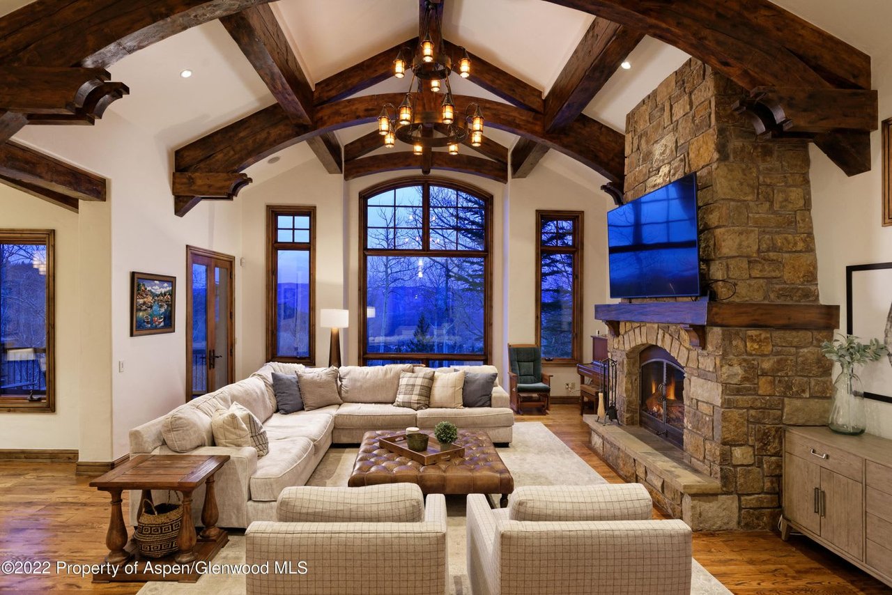  56 Aspen Way