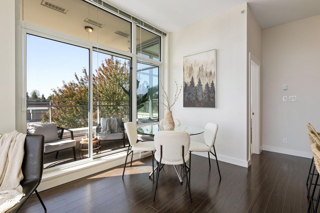 303-2955 Atlantic Avenue, Coquitlam