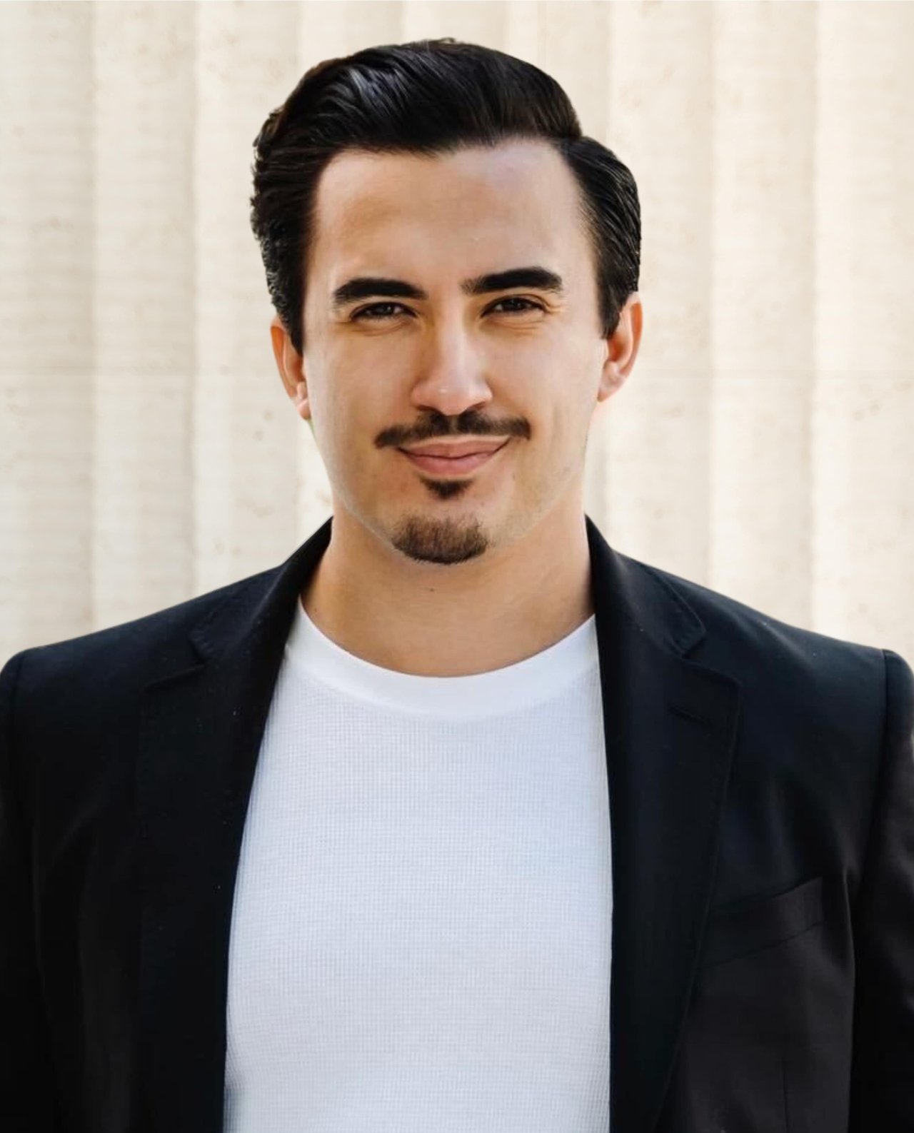 Chris Shahinian Beverly Hills Real Estate Agent Headshot