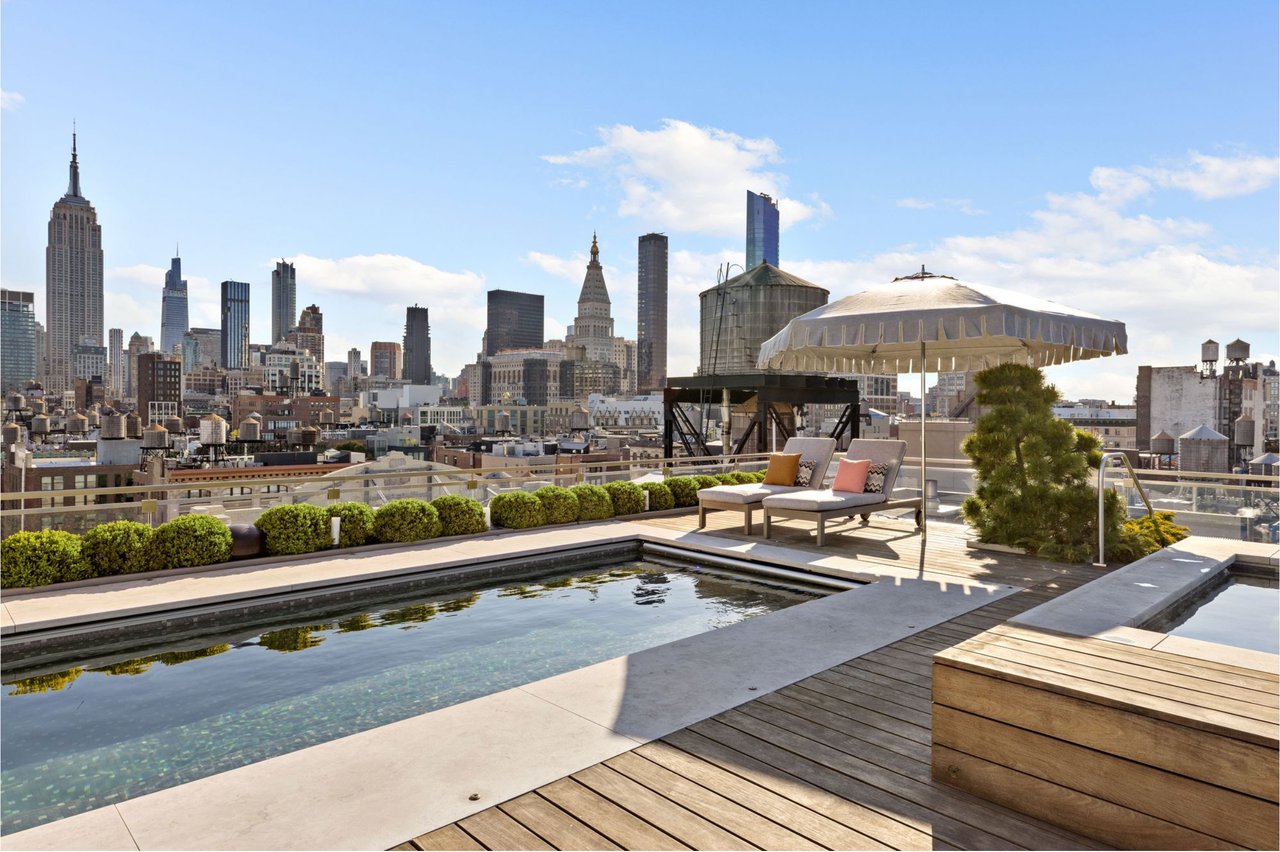 This $36 Million Manhattan Penthouse Includes an Extremely Rare Find: A Private Rooftop Pool