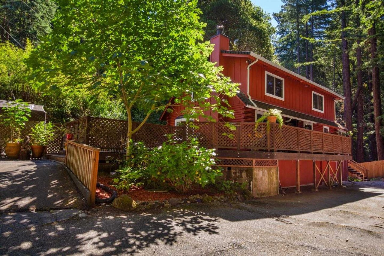 158 Monaco LN