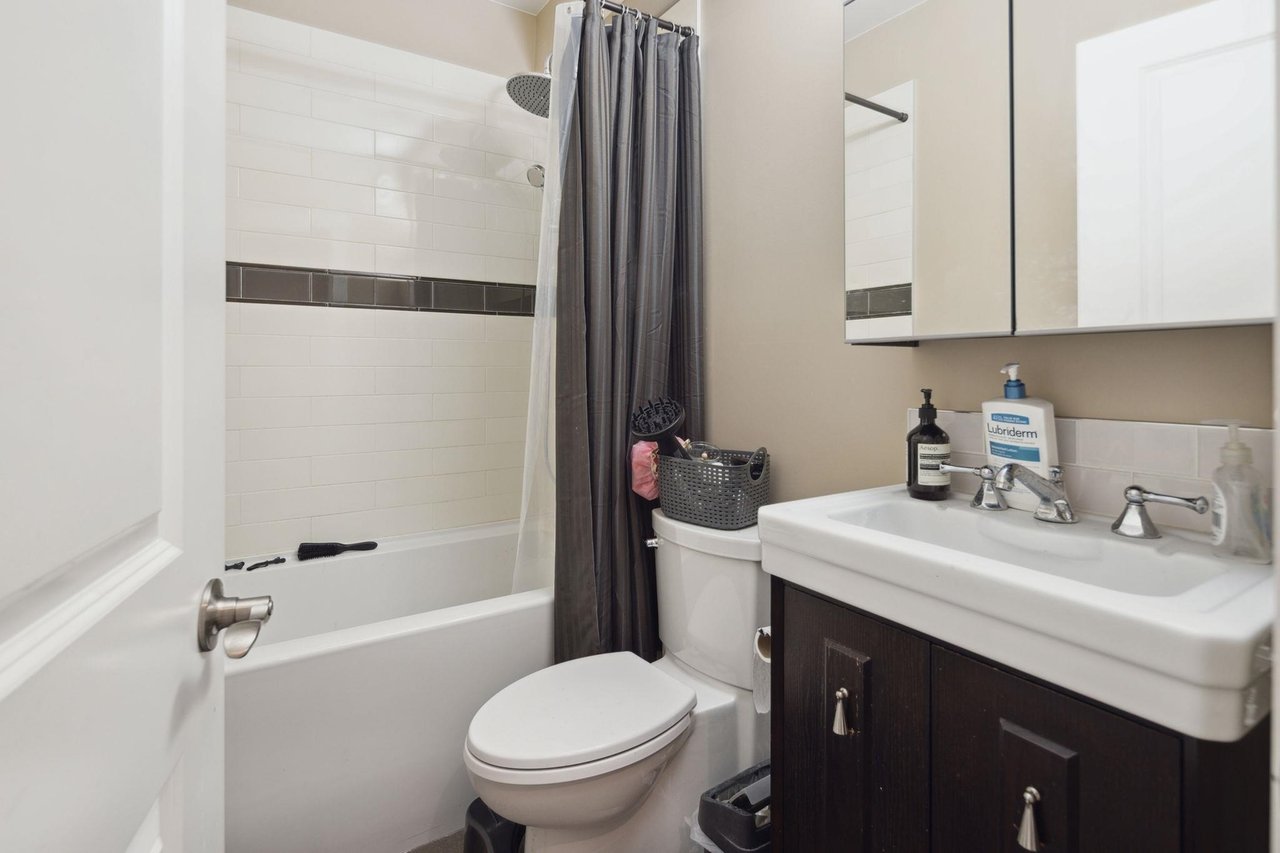 617 Mahon Avenue, North Vancouver