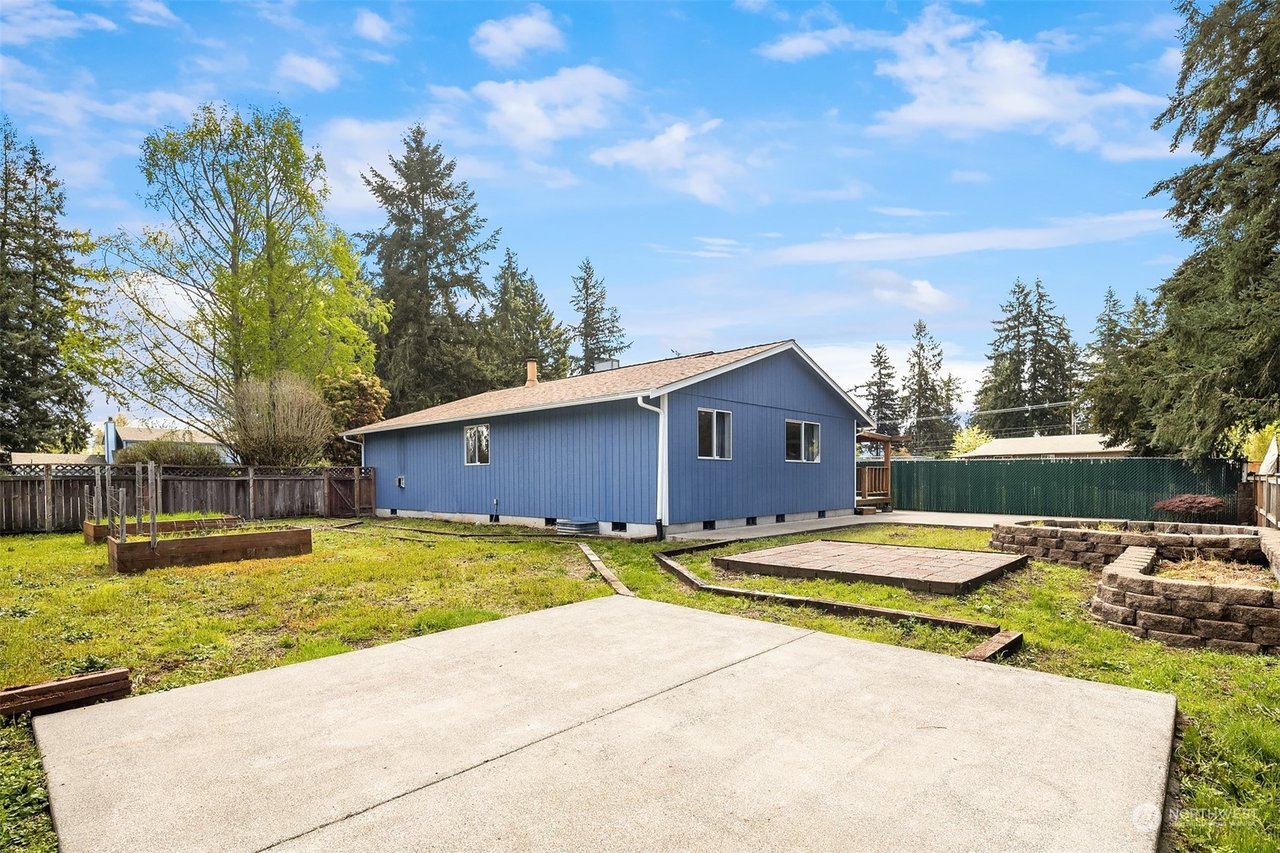 19104 11th Ave Ct