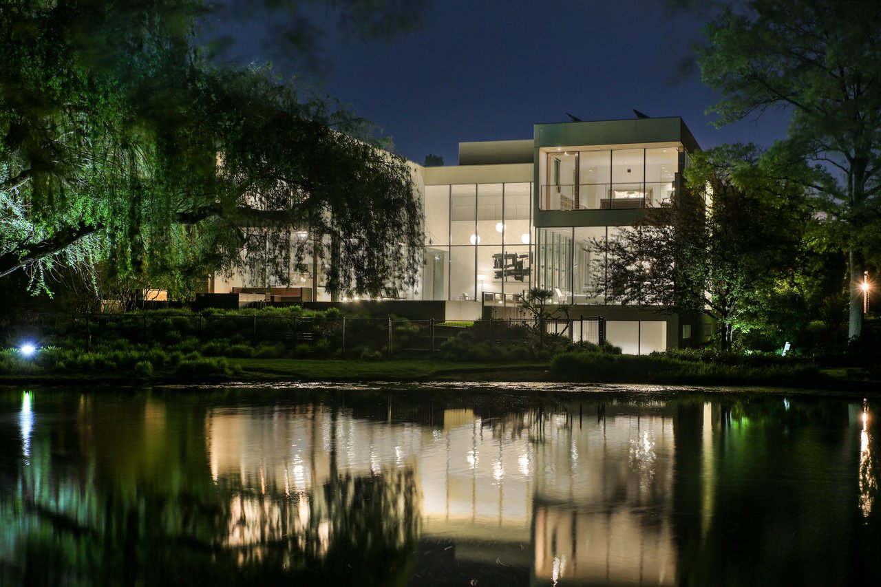 For Those Seeking An Extraordinary Lifestyle