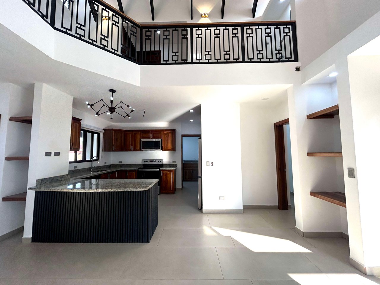 Paradise Dream Bahia, 2 Storey, 3 Bed, 3 bath With a Pool